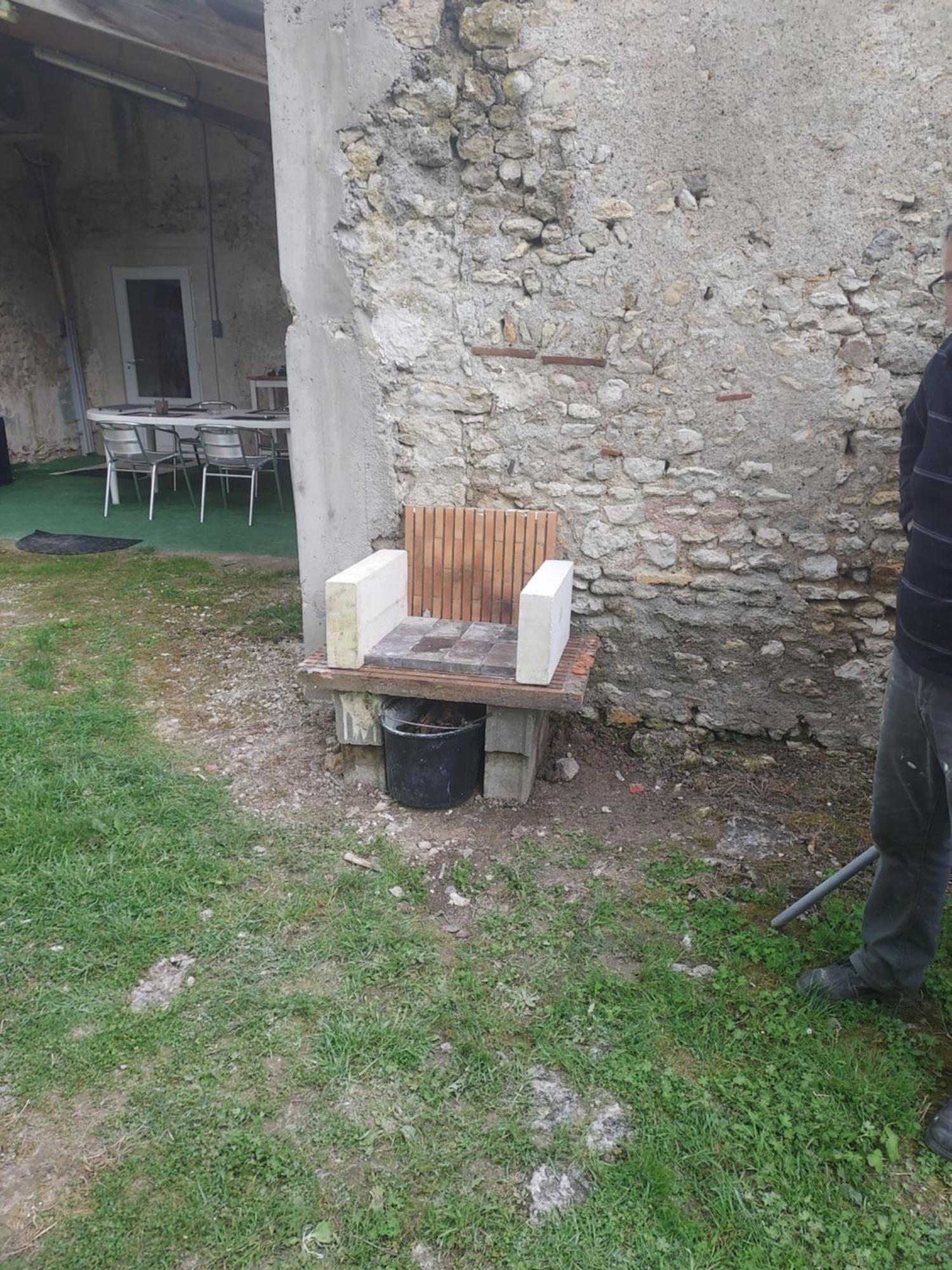 Au Chant Des Grenouilles Patay Luaran gambar